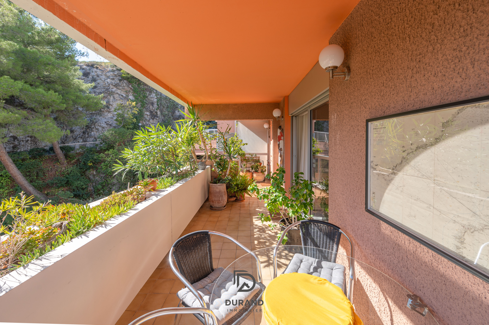 APPARTEMENT -  PERIER - CARRE D'OR - 13008 MARSEILLE