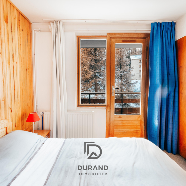 APPARTEMENT DE STATION  AVEC BALCON 05560 VARS LES CLAUX