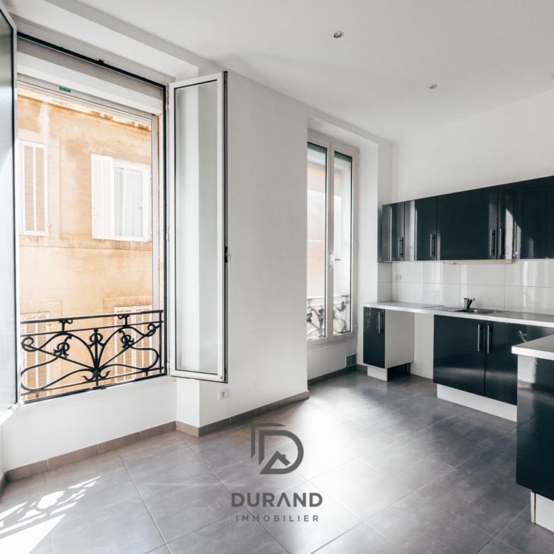 APPARTEMENT - PERIER - 13008 MARSEILLE