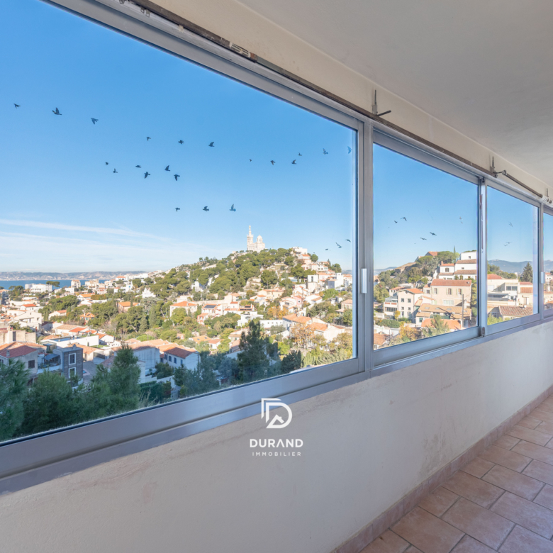 APPARTEMENT - VUE MER - ROUCAS BLANC - 13007 MARSEILLE