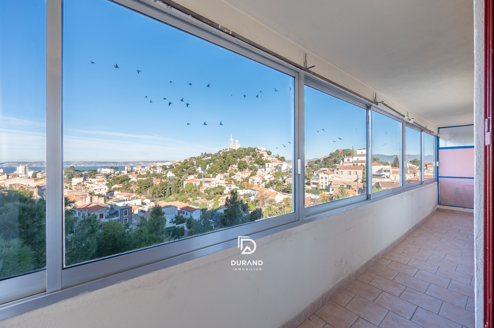 APPARTEMENT - VUE MER - ROUCAS BLANC - 13007 MARSEILLE