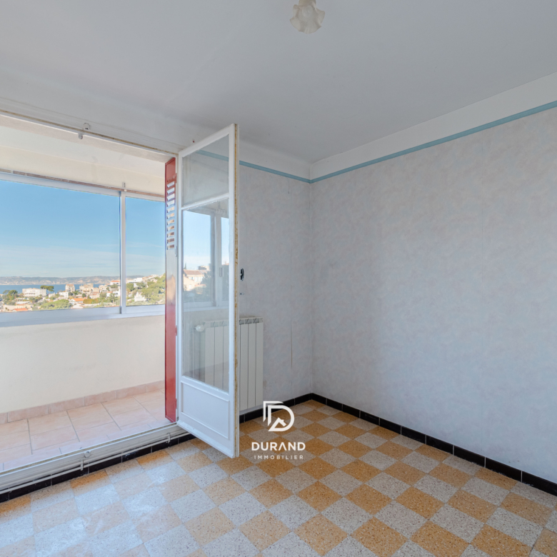 APPARTEMENT - VUE MER - ROUCAS BLANC - 13007 MARSEILLE