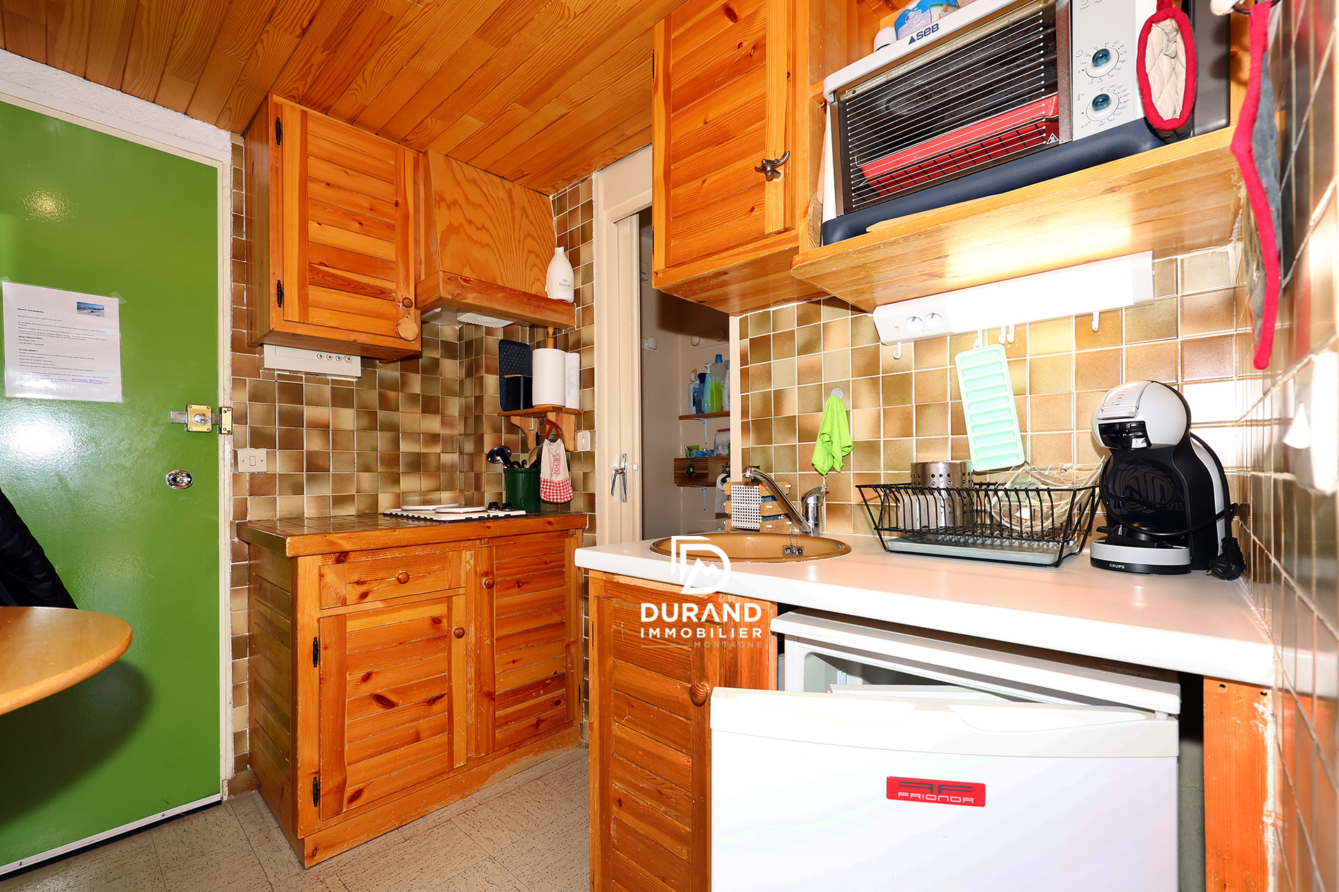 agréable studio  SKIS AUX PIEDS