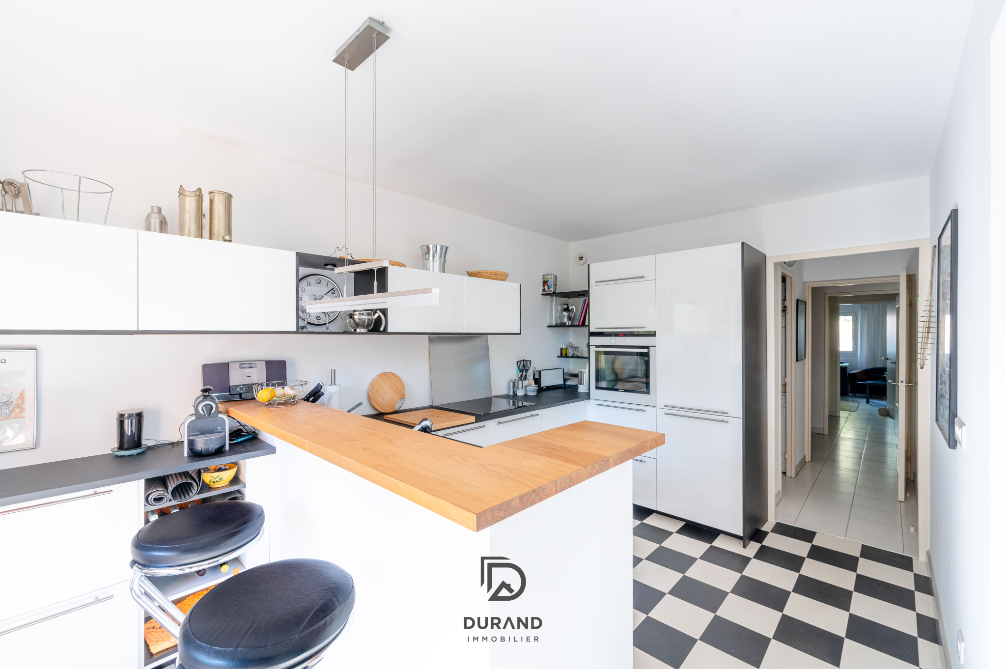 APPARTEMENT -  PERIER - CARRE D'OR - 13008 MARSEILLE