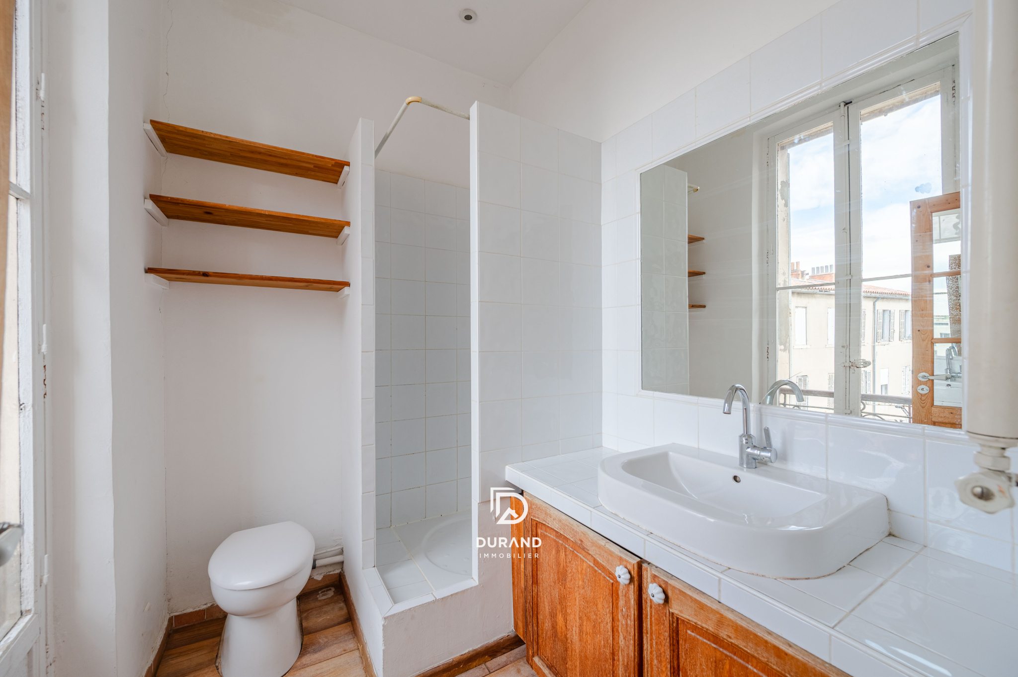 APPARTEMENT - 2 PIECES - 13007 MARSEILLE