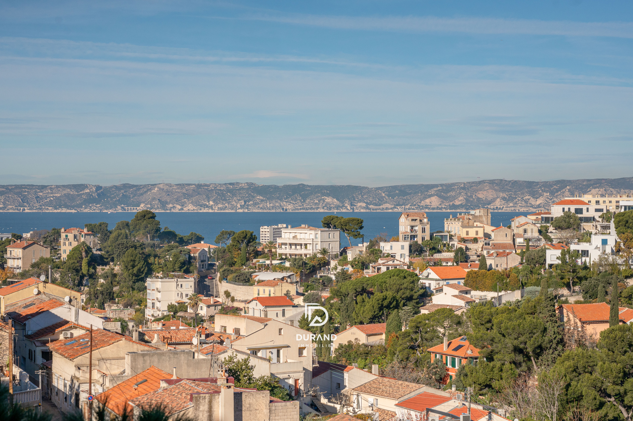 APPARTEMENT - VUE MER - ROUCAS BLANC - 13007 MARSEILLE