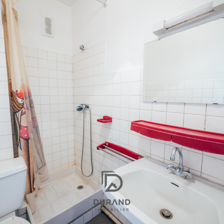 APPARTEMENT - SAINT CHARLES - UNIVERSITES 13001 MARSEILLE