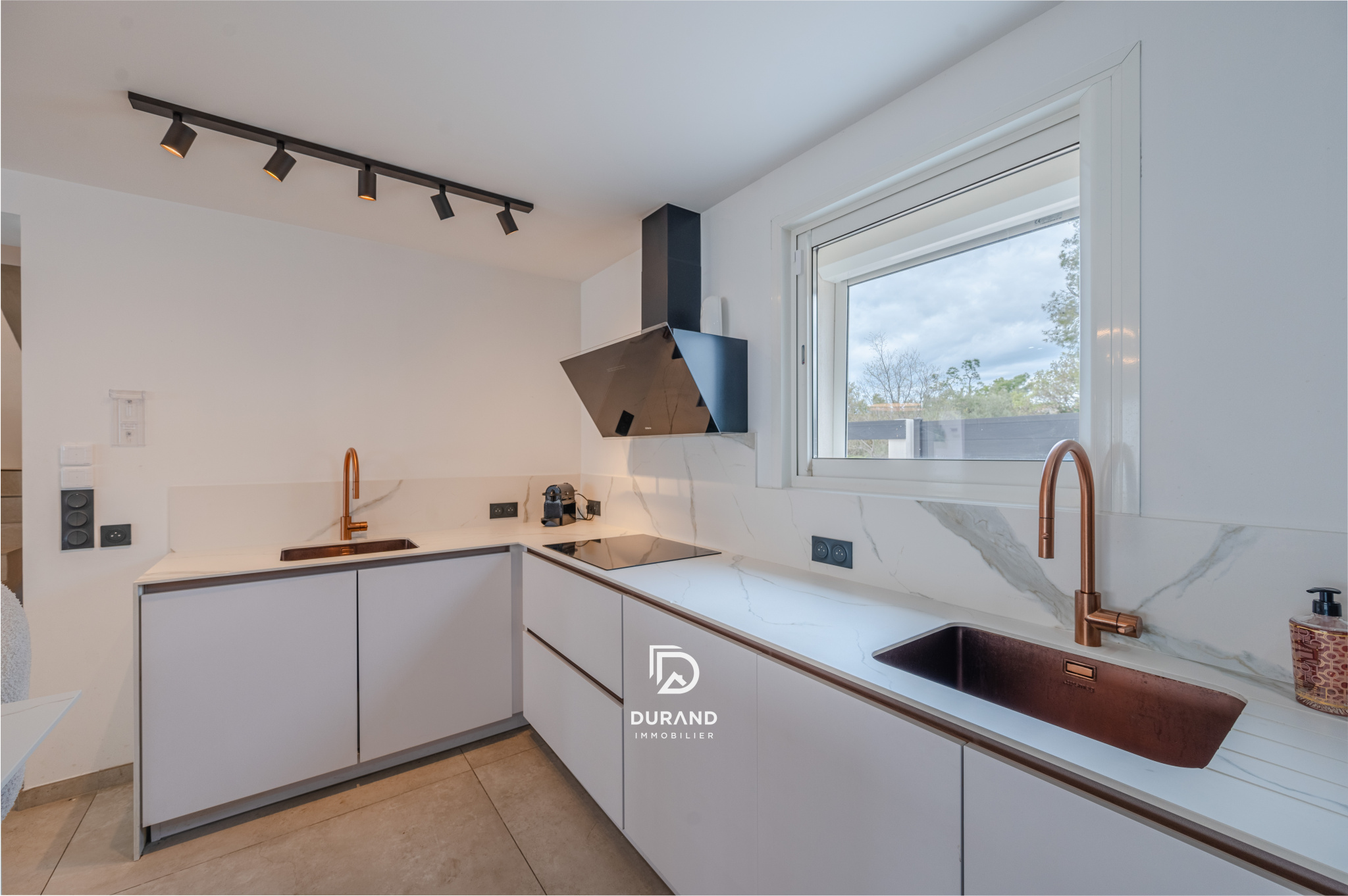 MAISON - ARCHITECTE - SAINT TRONC - 13010 MARSEILLE