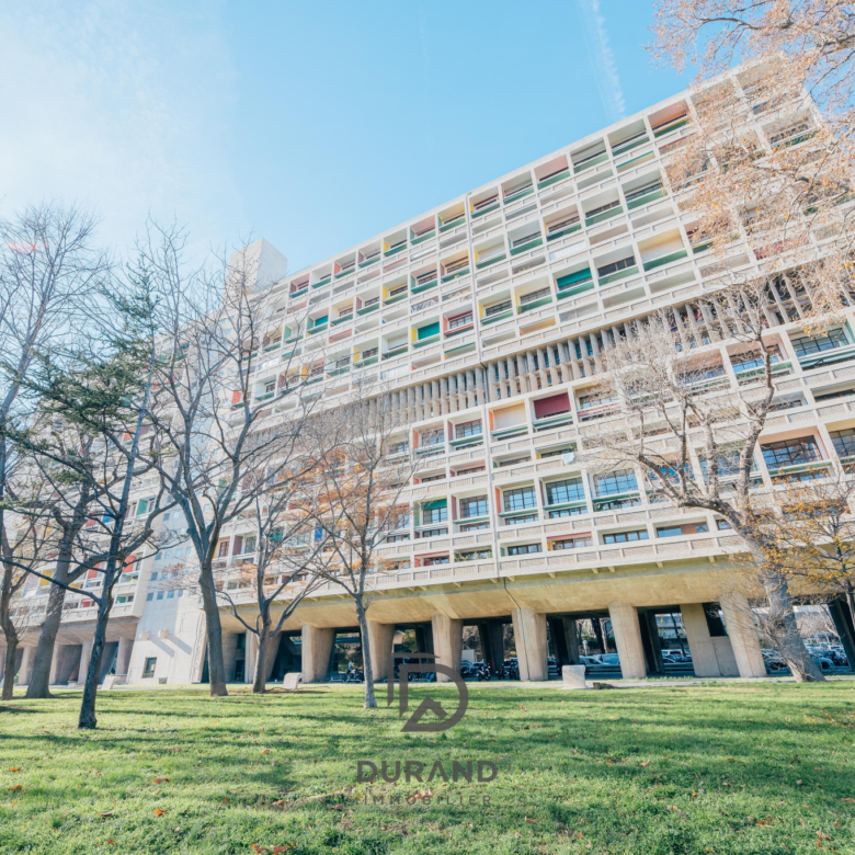 APPARTEMENT DUPLEX LE CORBUSIER 13008 MARSEILLE
