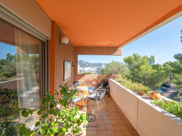 APPARTEMENT -  PERIER - CARRE D'OR - 13008 MARSEILLE