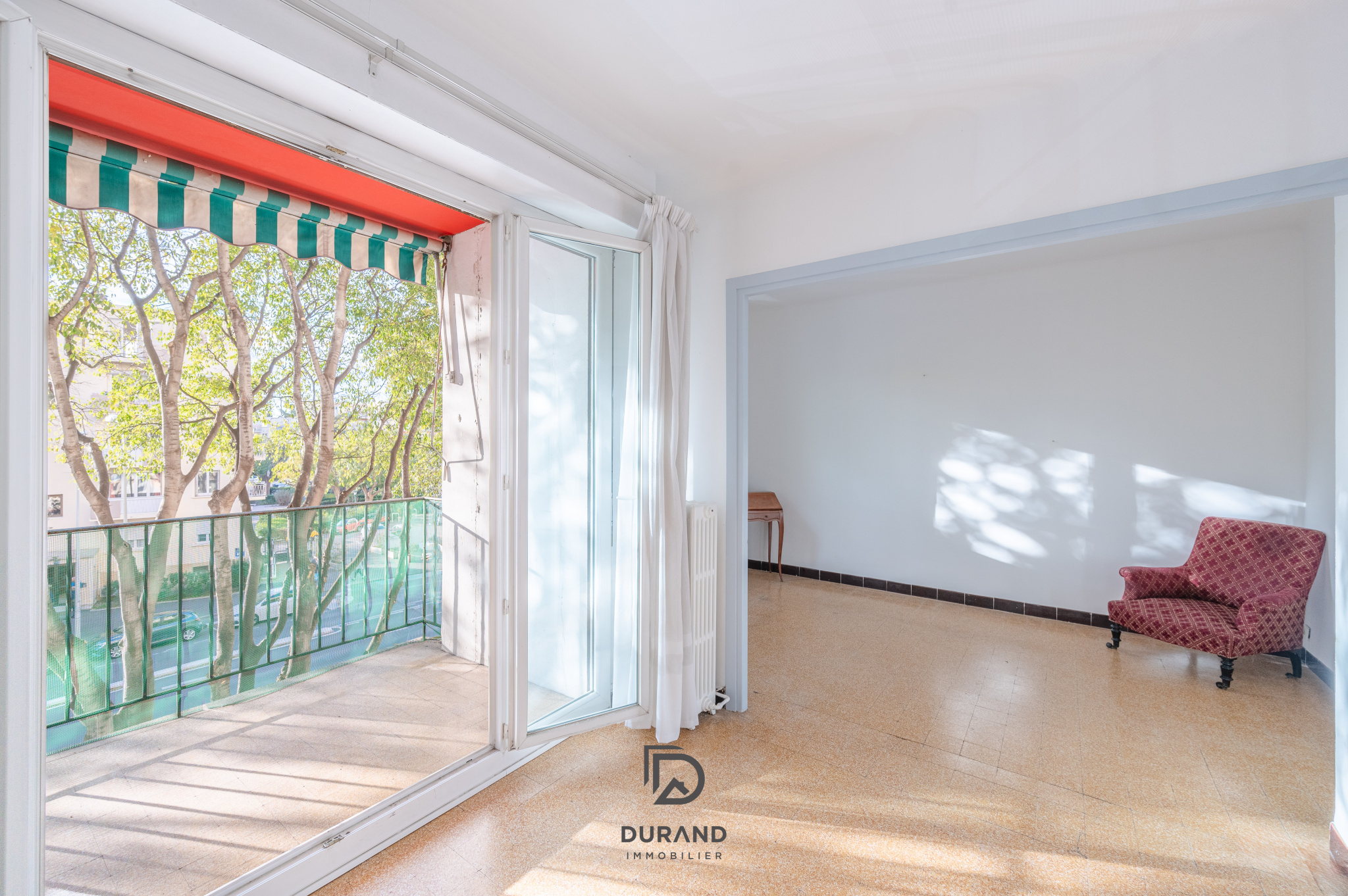 APPARTEMENT - GRAND SAINT GINIEZ - 13008 MARSEILLE