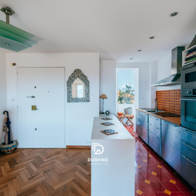 APPARTEMENT - VUE MER EXCEPTIONNELLE - LA CORNICHE 13007 MARSEILLE