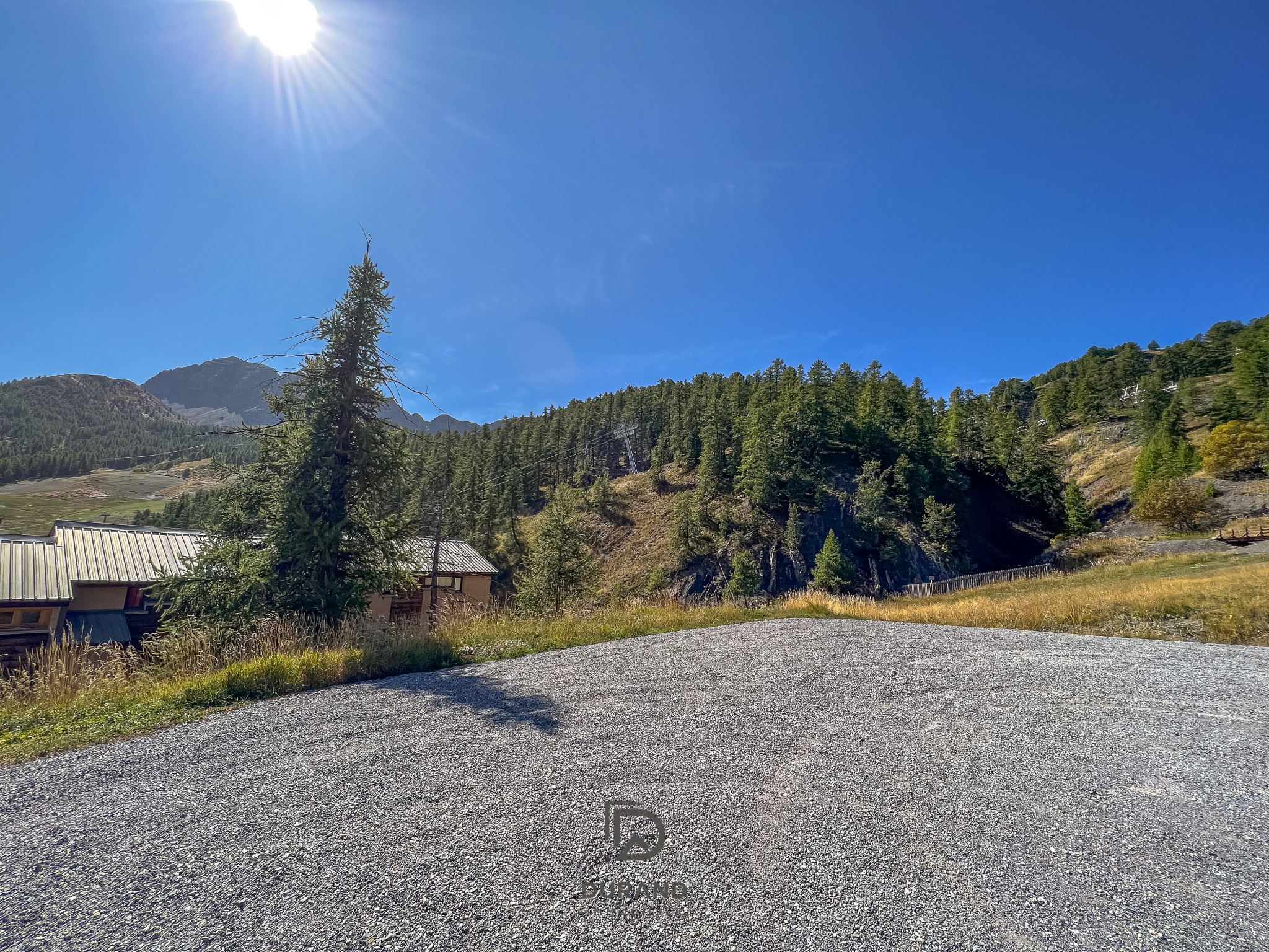 APPARTEMENT - TERRASSE - LE HAMEAU - 05560 VARS LES CLAUX