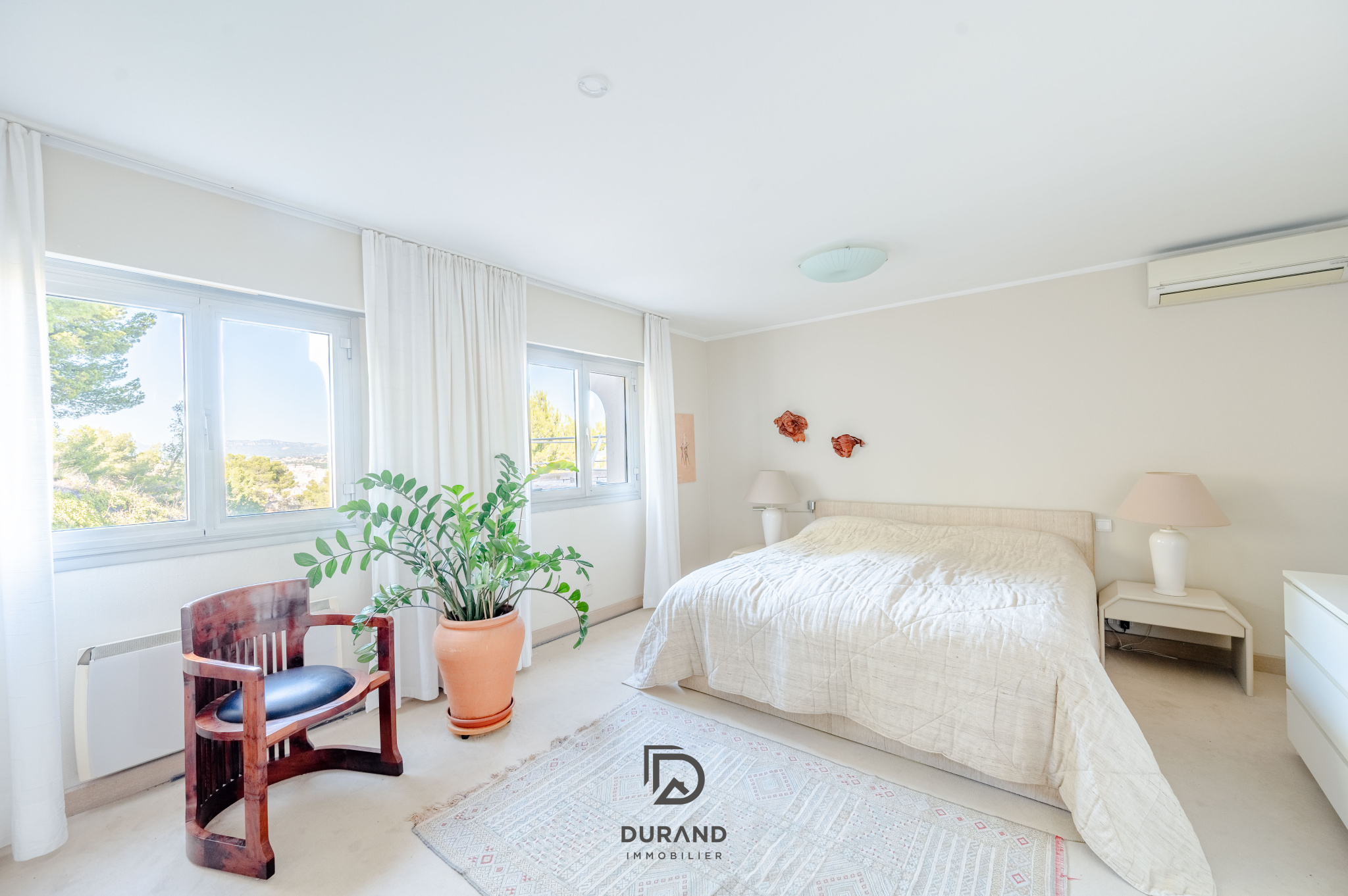 APPARTEMENT -  PERIER - CARRE D'OR - 13008 MARSEILLE