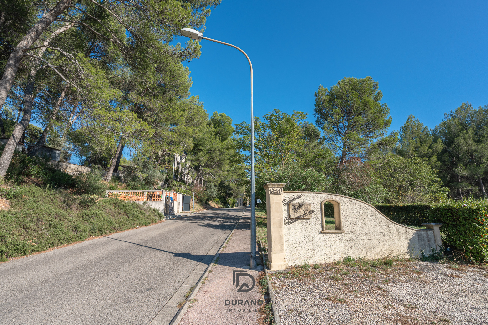 APPARTEMENT - LES CAUSSETTES - 13400 AUBAGNE