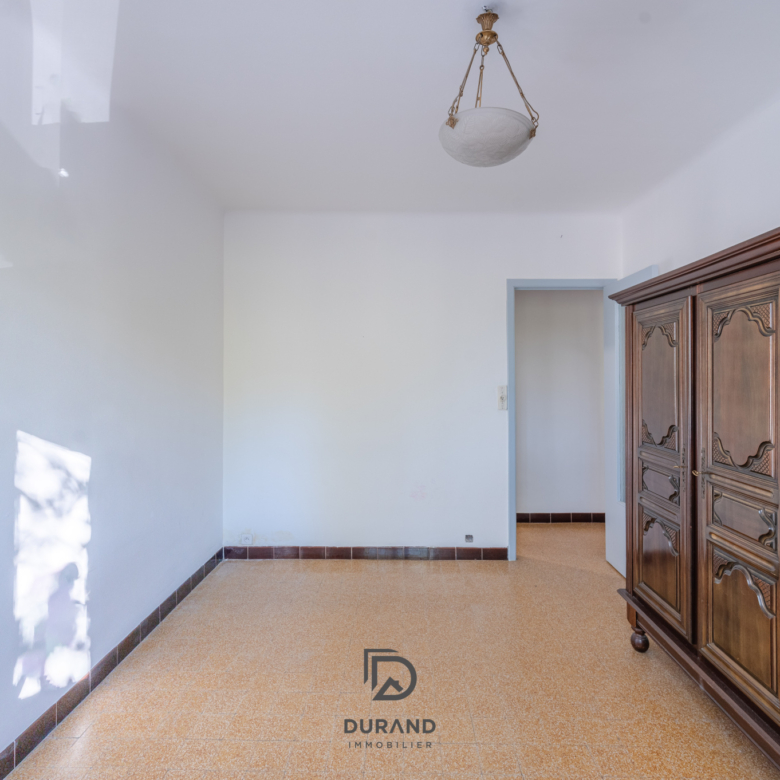 APPARTEMENT - GRAND SAINT GINIEZ - 13008 MARSEILLE