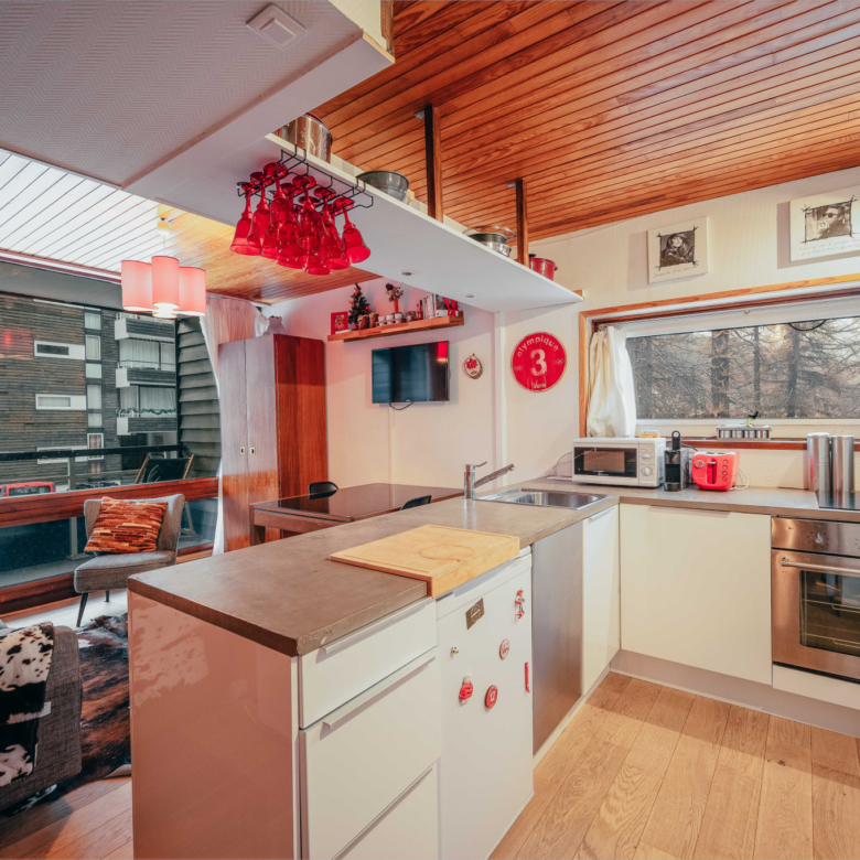  APPARTEMENT DE STATION AVEC TERRASSE 05560 VARS LES CLAUX