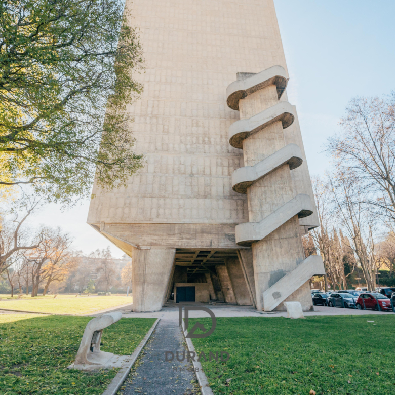 APPARTEMENT DUPLEX LE CORBUSIER 13008 MARSEILLE