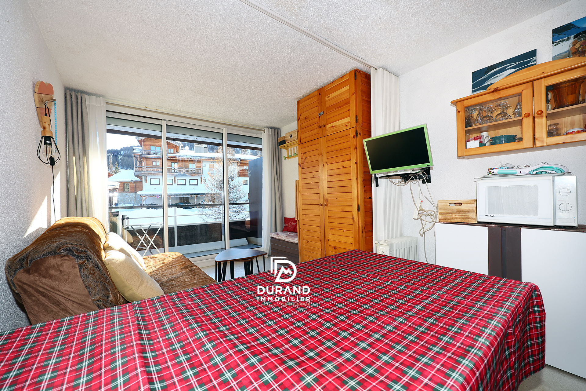 agréable studio  SKIS AUX PIEDS