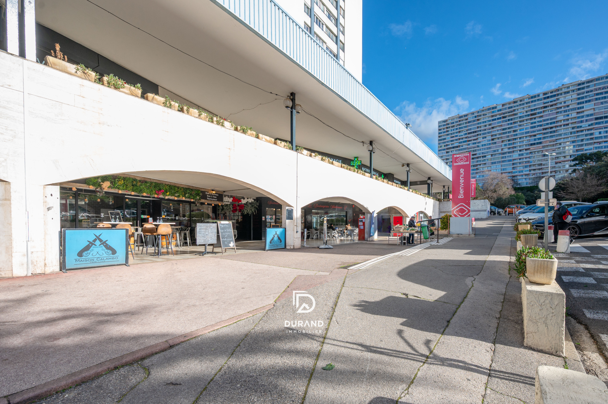 Local commercial /  La Rouvière / 13009