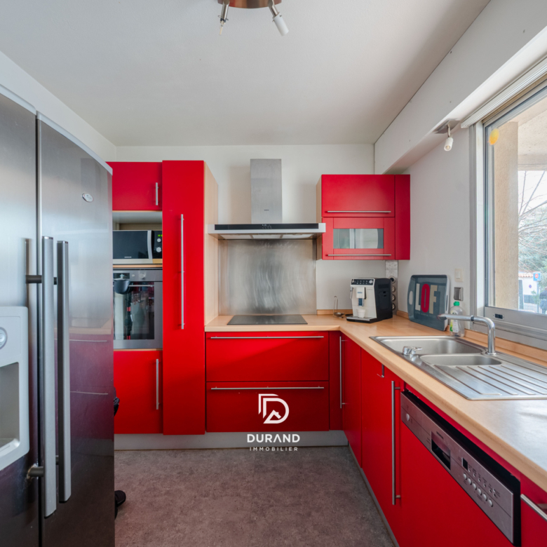 REZ-DE-JARDIEN - TYPE 4 - LA TIMONE - 13010 MARSEILLE