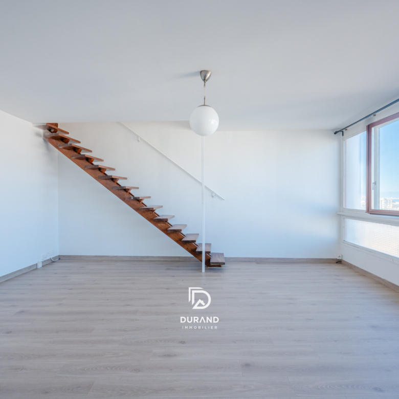 APPARTEMENT - DUPLEX - LE BRASILIA - 13008