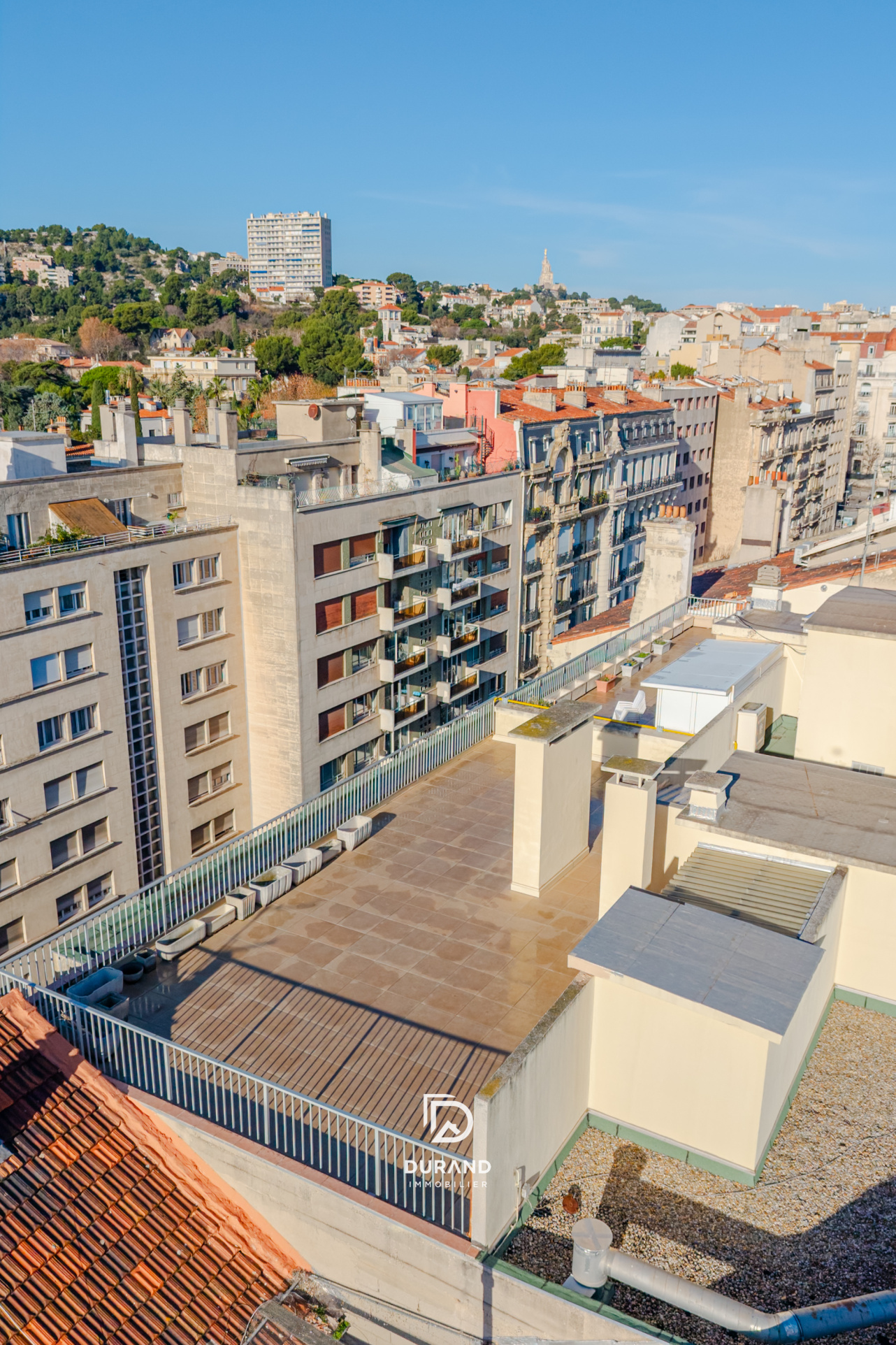 APPARTEMENT - ROOFTOP - TERRASSES - CARRE D'OR - 13008 MARSEILLE