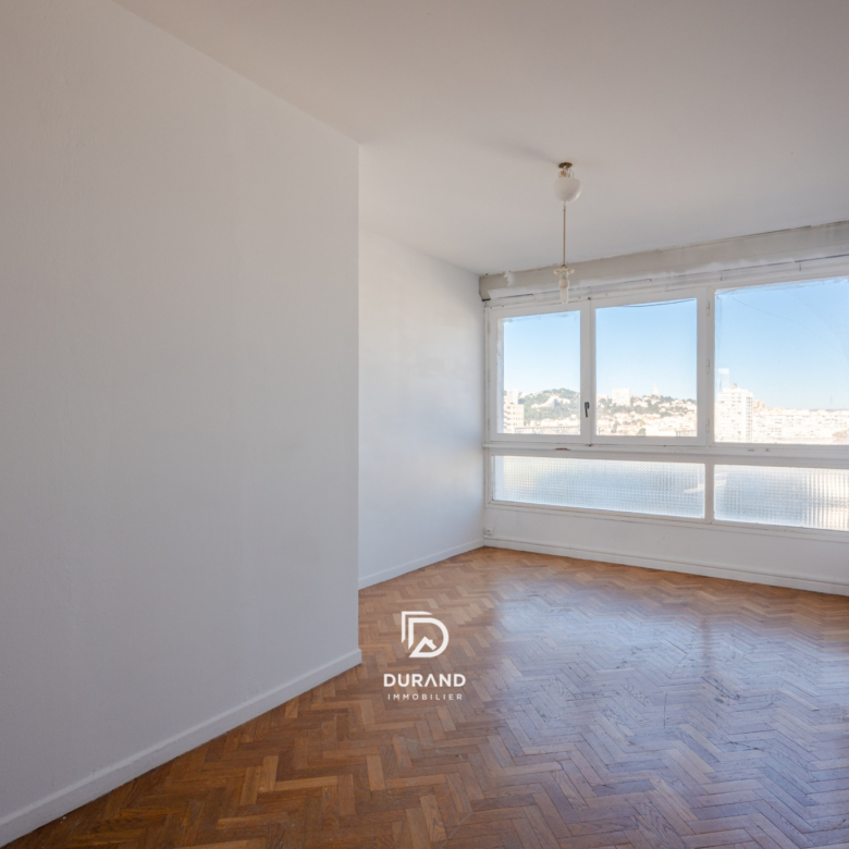 APPARTEMENT - DUPLEX - LE BRASILIA - 13008