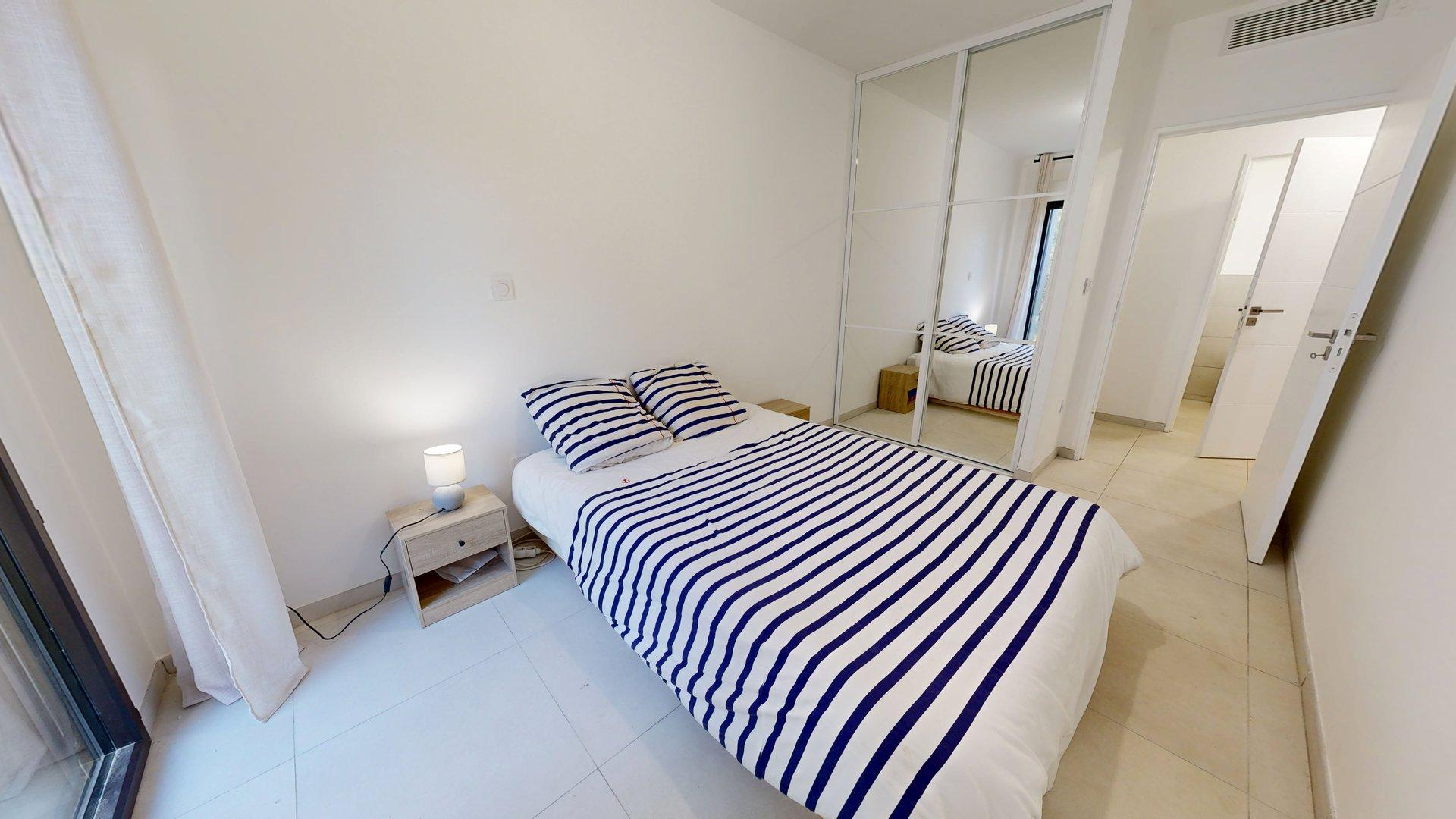 T3 - JARDIN ET TERRASSE - DOUBLE BOX - BORELY - 13 008