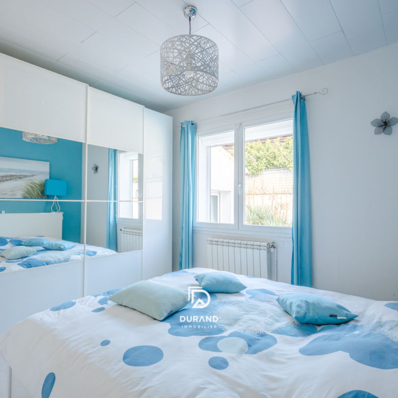 MAISON - GARAGE - PISCINE - 13124 PEYPIN