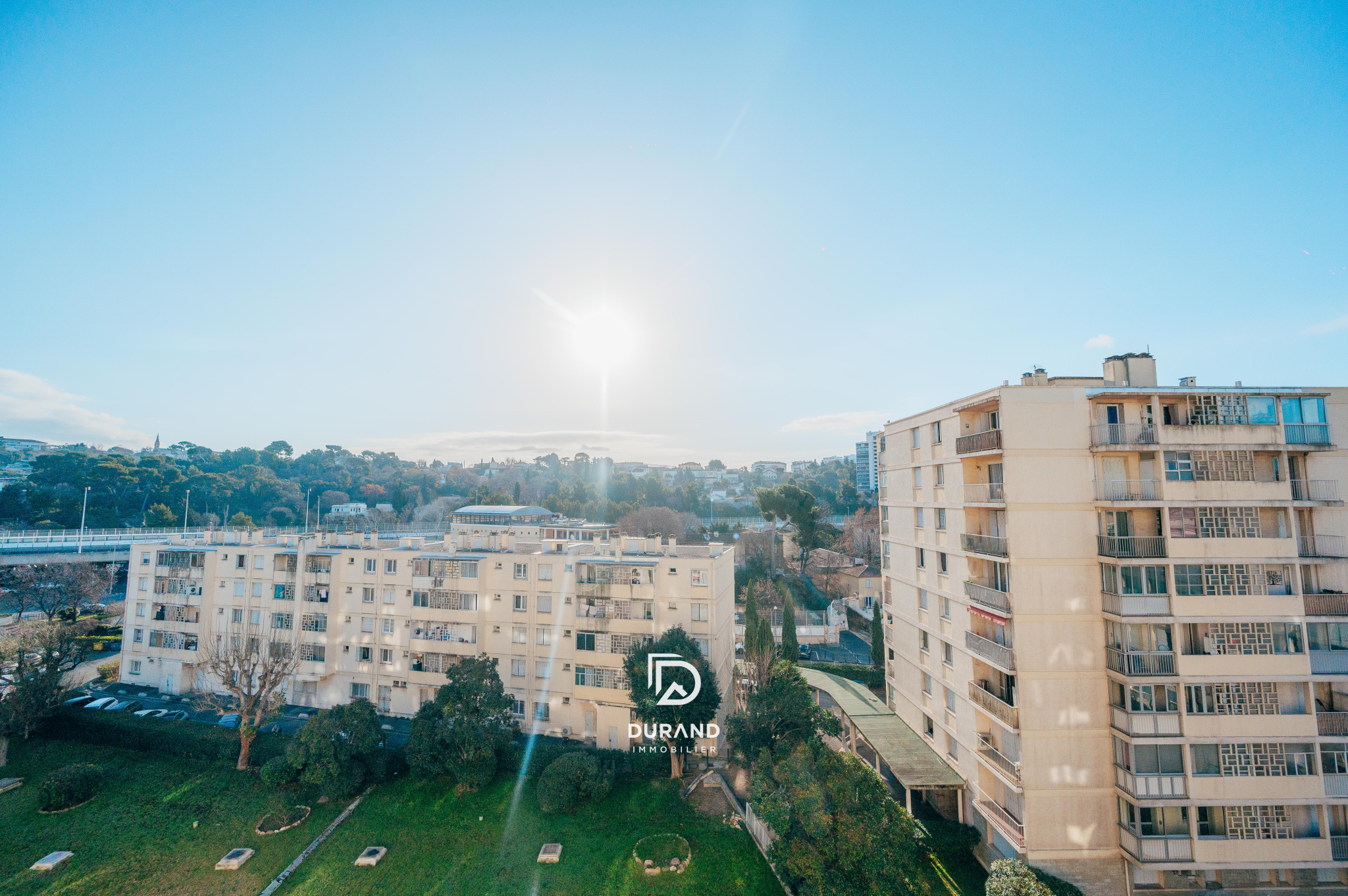 APPARTEMENT - TERRASSES - VUE DEGAGEE - SAINT JUST - 13013 MARSEILLE
