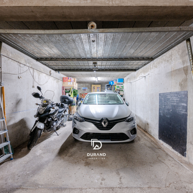 REZ-DE-JARDIEN - TYPE 4 - LA TIMONE - 13010 MARSEILLE