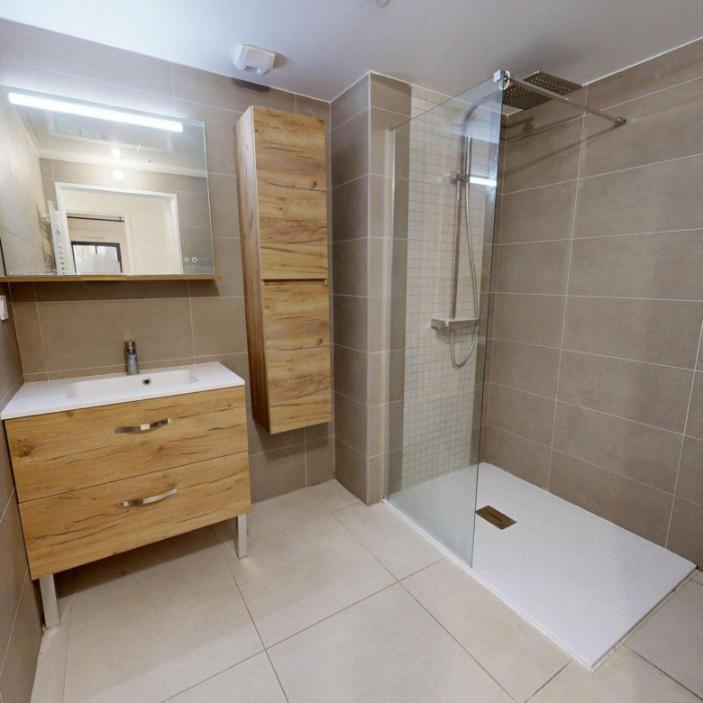 T3 - JARDIN ET TERRASSE - DOUBLE BOX - BORELY - 13 008