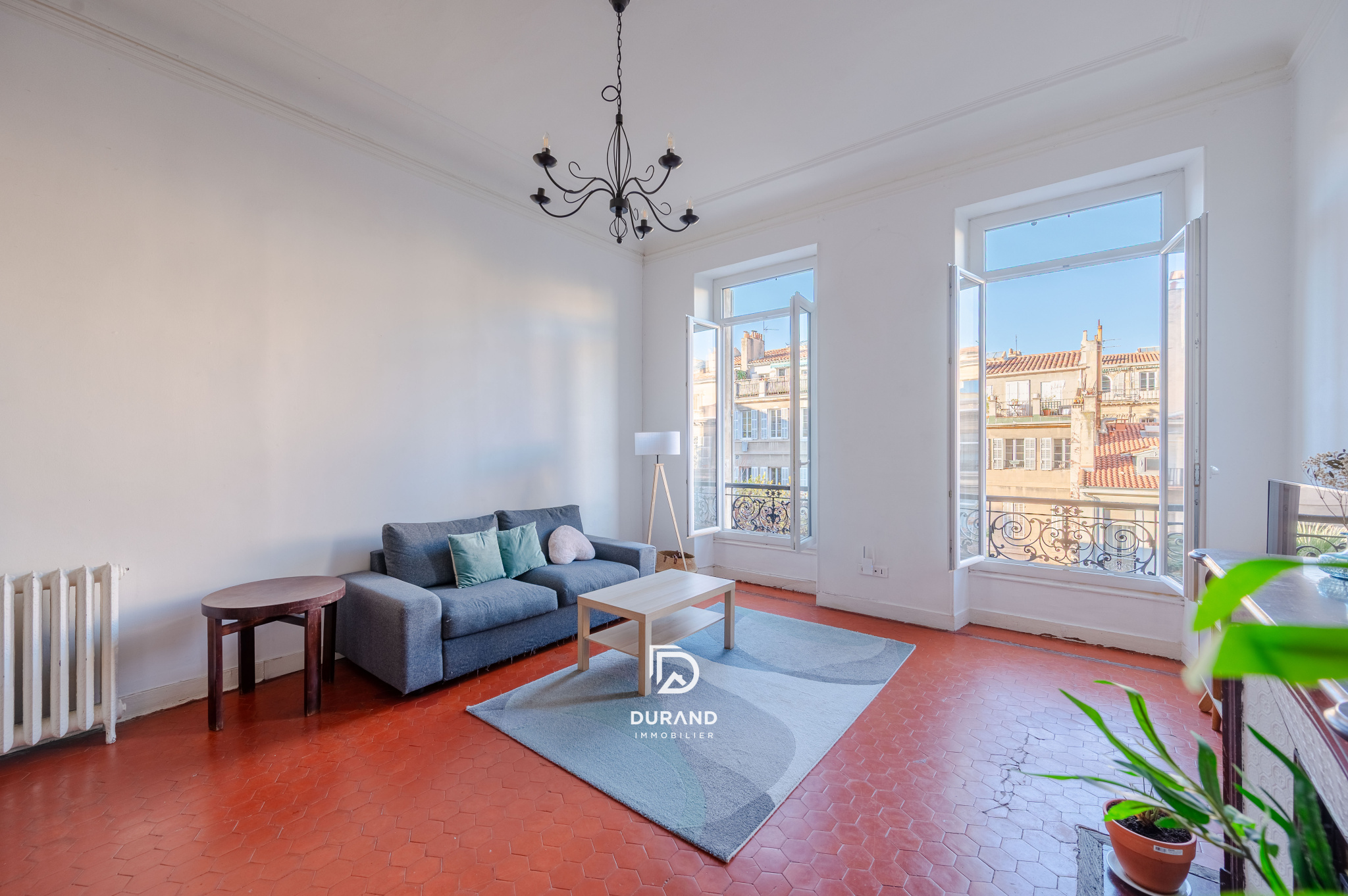 APPARTEMENT - TYPE 5 - VAUBAN - 13006 MARSEILLE