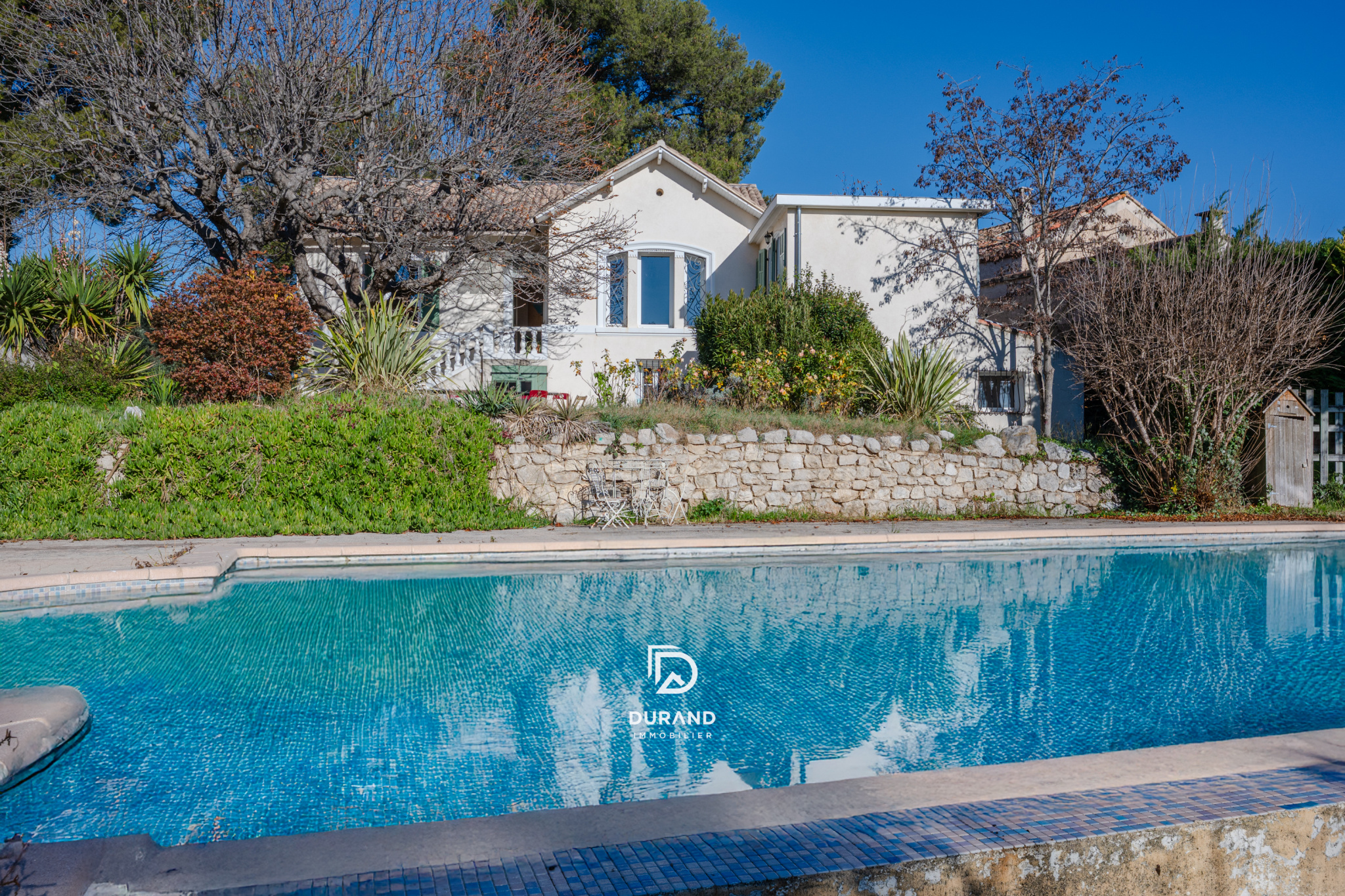 BATISSE - DEPENDANCES - GARAGE - PISCINE - 13400 AUBAGNE