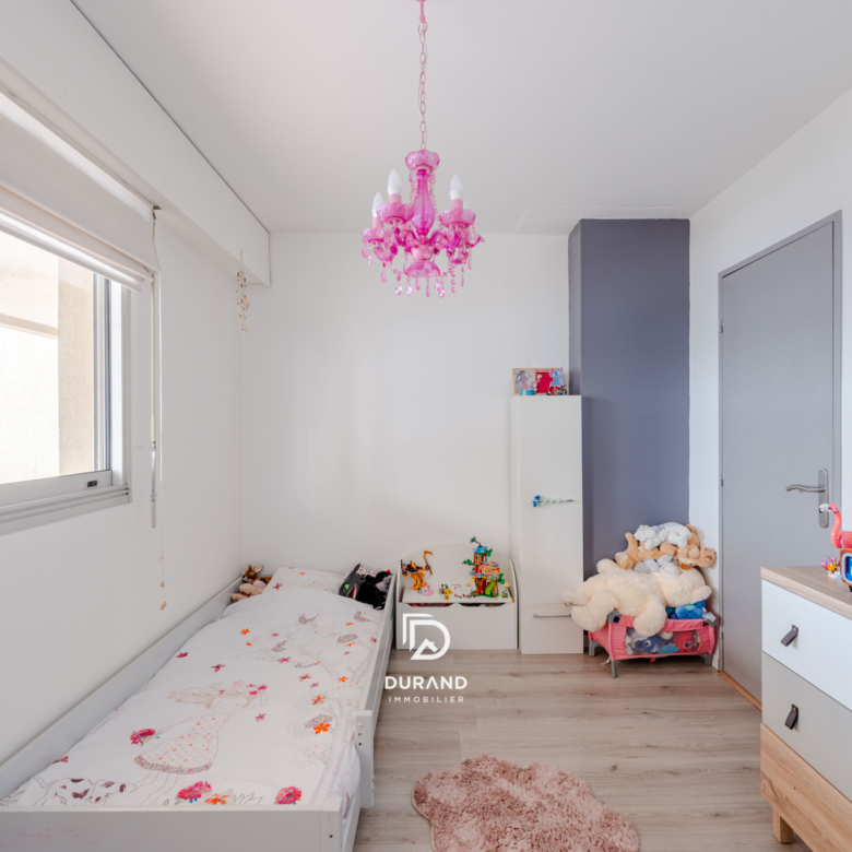 REZ-DE-JARDIEN - TYPE 4 - LA TIMONE - 13010 MARSEILLE