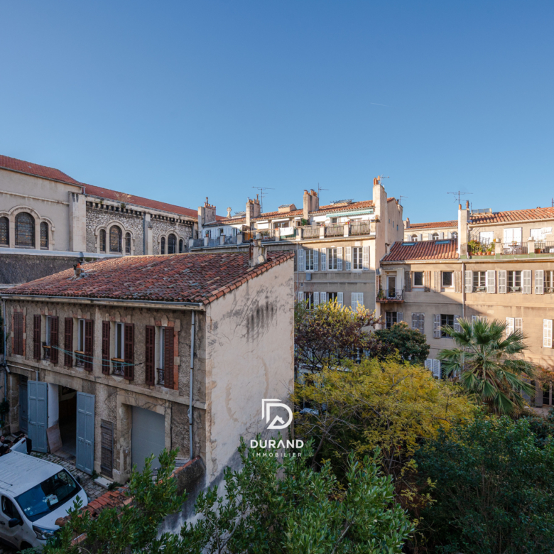 APPARTEMENT - TYPE 5 - VAUBAN - 13006 MARSEILLE