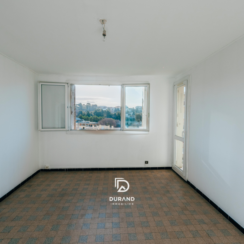 APPARTEMENT - TERRASSES - VUE DEGAGEE - SAINT JUST - 13013 MARSEILLE