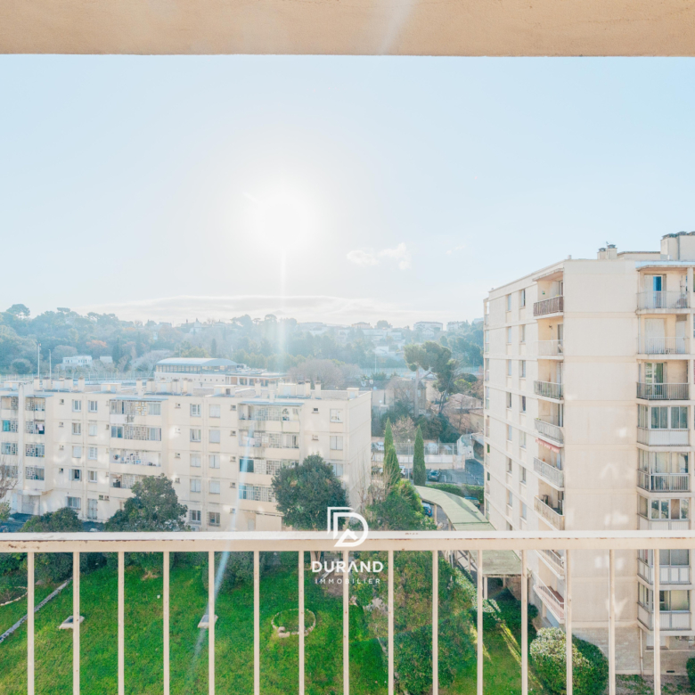 APPARTEMENT - TERRASSES - VUE DEGAGEE - SAINT JUST - 13013 MARSEILLE