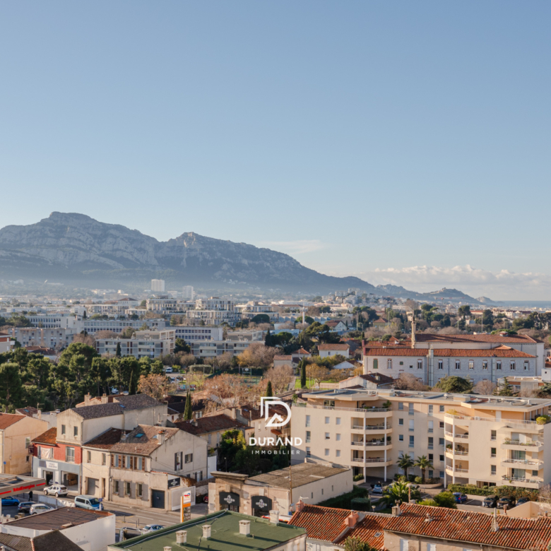 APPARTEMENT - DUPLEX - LE BRASILIA - 13008