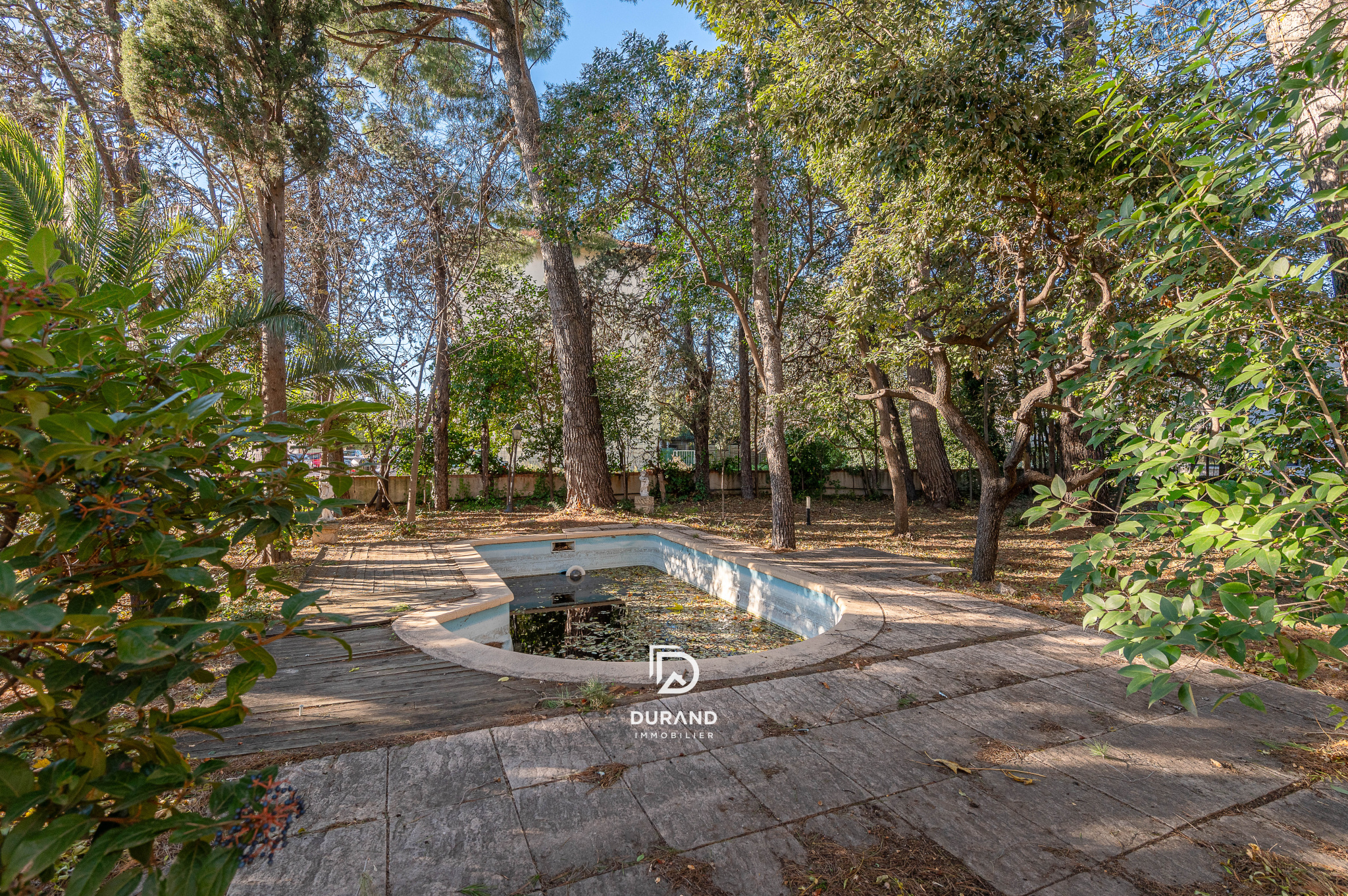 MAISON - GRAND JARDIN - SAINT BARNABE - 13012 MARSEILLE