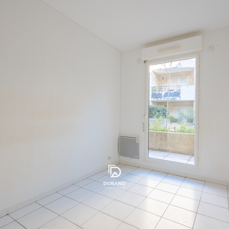 APPARTEMENT - TERRASSSE - BAILLE - FACULTES - 13005 MARSEILLE