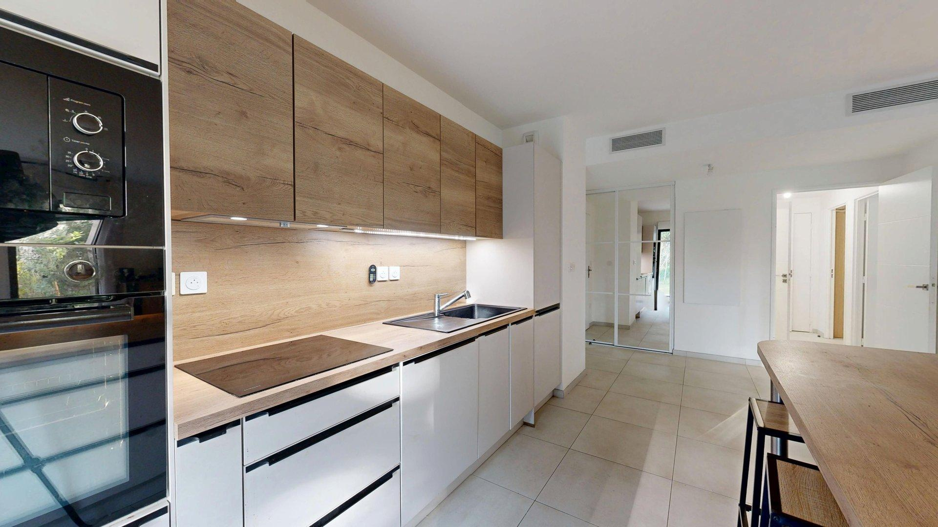 T3 - JARDIN ET TERRASSE - DOUBLE BOX - BORELY - 13 008