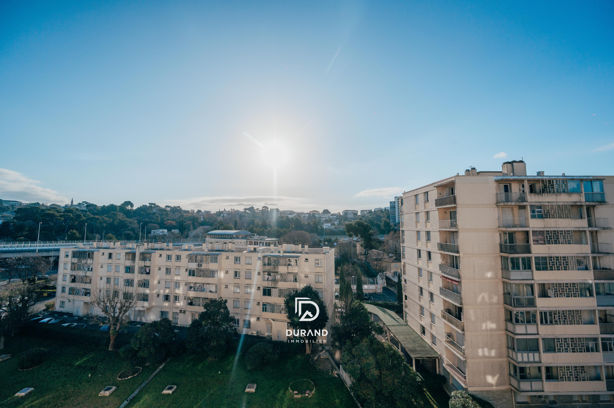 APPARTEMENT - TERRASSES - VUE DEGAGEE - SAINT JUST - 13013 MARSEILLE