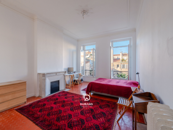 APPARTEMENT - TYPE 5 - VAUBAN - 13006 MARSEILLE