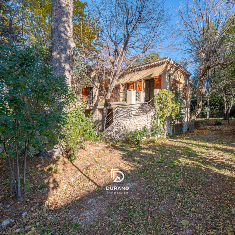 MAISON - GRAND JARDIN - SAINT BARNABE - 13012 MARSEILLE