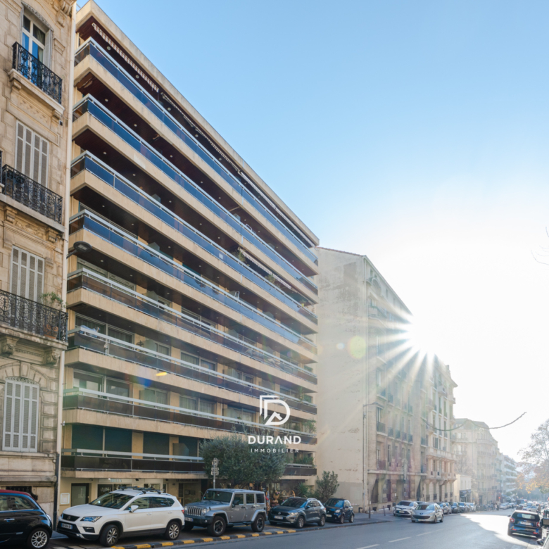 APPARTEMENT - ROOFTOP - TERRASSES - CARRE D'OR - 13008 MARSEILLE