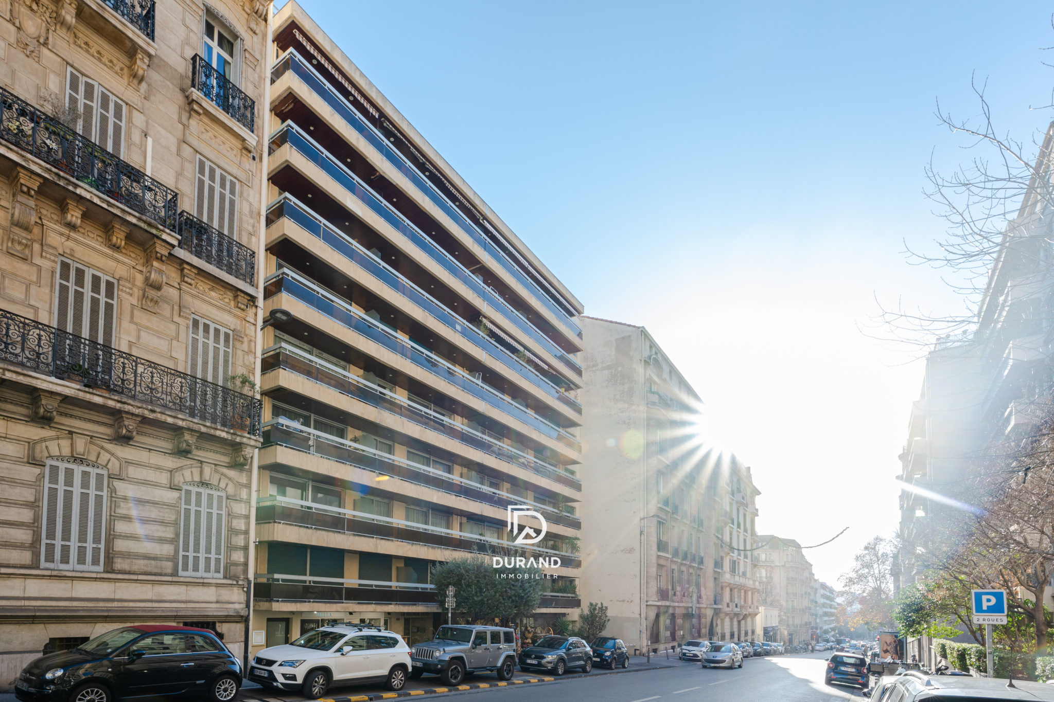 APPARTEMENT - ROOFTOP - TERRASSES - CARRE D'OR - 13008 MARSEILLE