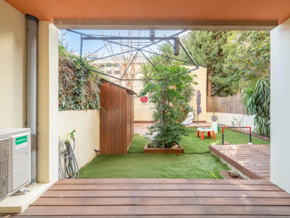 REZ-DE-JARDIEN - TYPE 4 - LA TIMONE - 13010 MARSEILLE