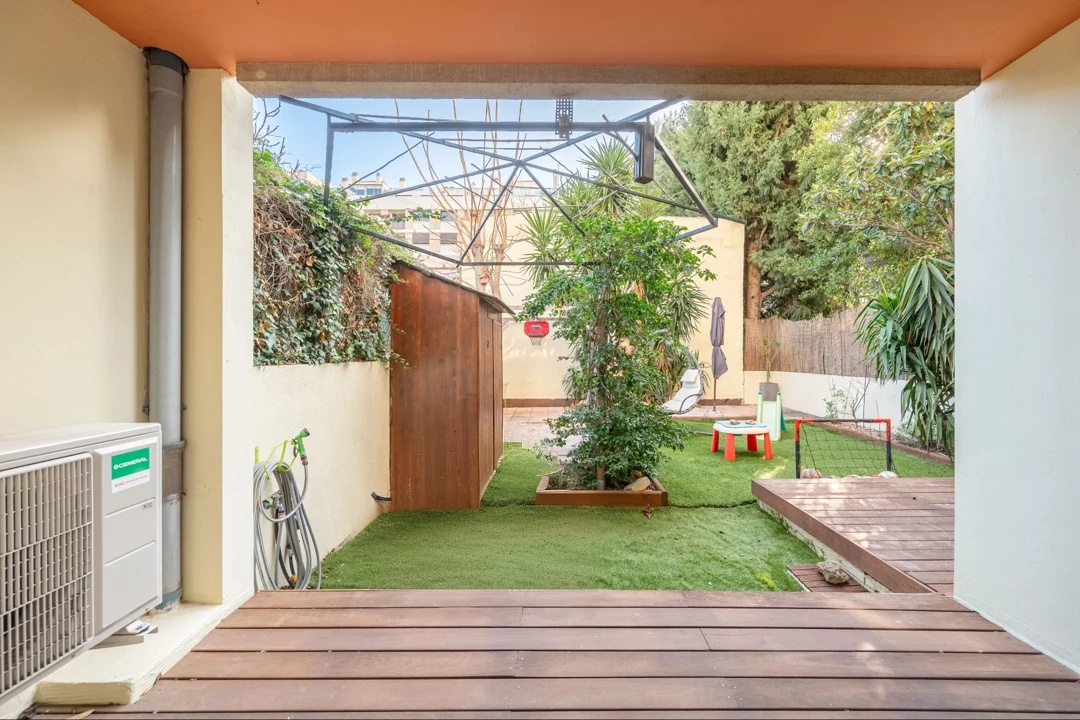 REZ-DE-JARDIEN - TYPE 4 - LA TIMONE - 13010 MARSEILLE